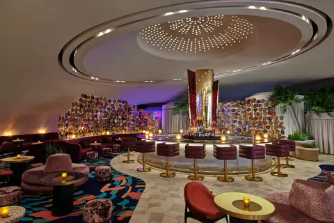 Virgin Hotels Las Vegas Curio Collection by Hilton in Paradise — foto 17