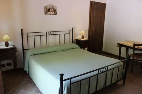 Sant' Agata in Piana degli Albanesi, foto 15