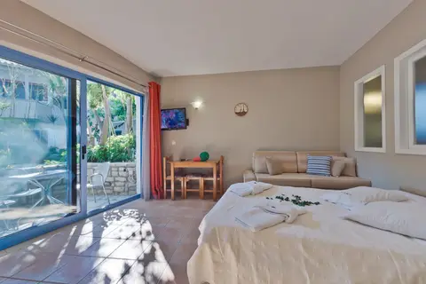 Rouda Bay Beach Hotel in Δημοτική Ενότητα Ελλομένου — foto 23