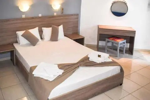 White Palace Studios in Φαληράκι — foto 19