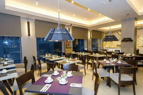 Vincci Mercat in Valencia — foto 26