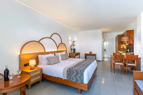 Delfina Boutique Hotel in Georgioupolis — foto 3