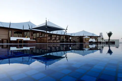 The Ritz-Carlton Ras Al Khaimah, Al Hamra Beach in Al jazeera heritage village — foto 9