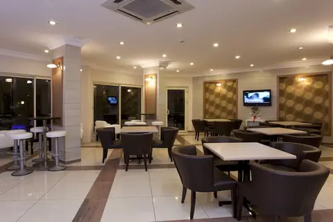 Remi Hotel in Cleopatra beach — foto 28