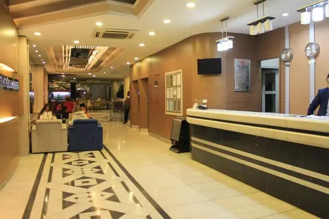Büyük Sahinler in Fatih — foto 9