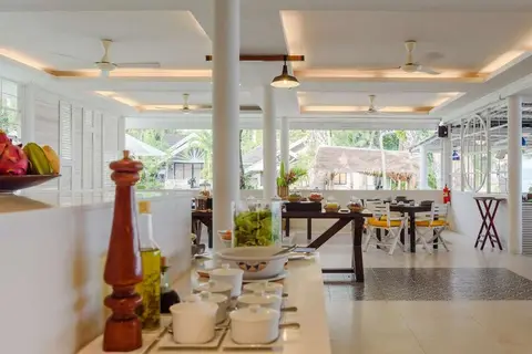 Paradise Beach Resort in บ้านบ่อผุด — foto 9