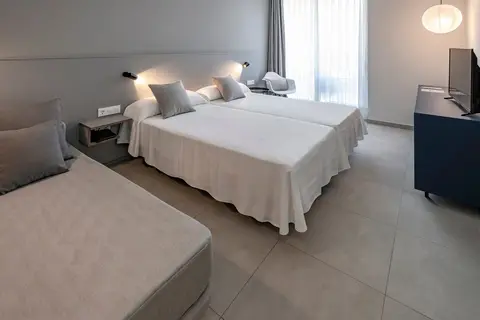 Hotel GHT Sa Riera in Tossa de Mar — foto 24