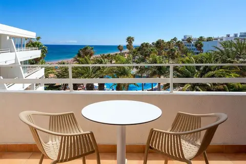Sol Lanzarote in Puerto del Carmen — foto 23