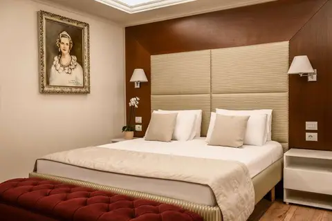Queen Hotel in Tirana