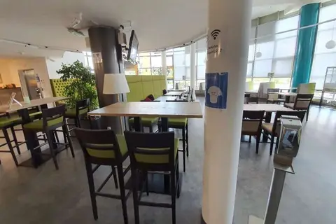 Lifehotel Vienna Airport in Fischamend — foto 8