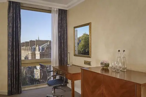 Millennium Gloucester in Londen — foto 16