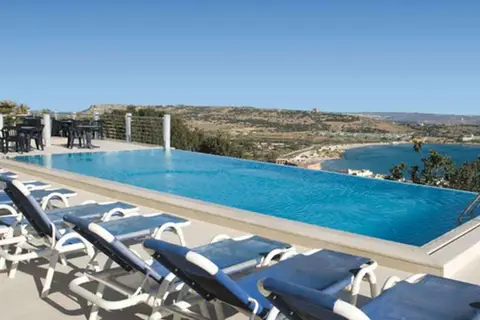 VIU57 Hotel in Il-Mellieħa
