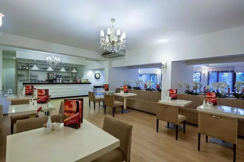 Bellis Deluxe Hotel in Antalya — foto 15