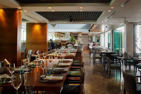Twinpalms Surin Beach Phuket in ตำบลเชิงทะเล — foto 5