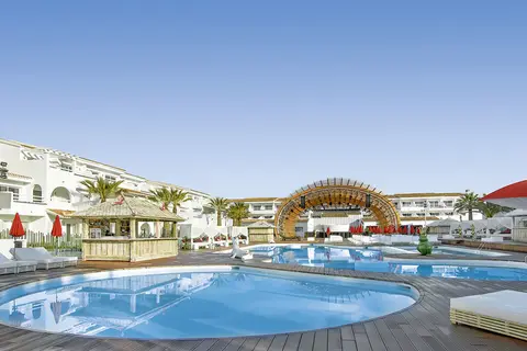 Ushuaïa Ibiza Beach Hotel & The Unexpected Ibiza Hotel in Sant Jordi de ses Salines — foto 13