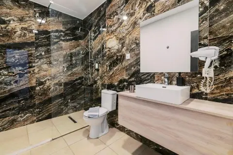 Bamboo Suites in Ιαλυσός — foto 20