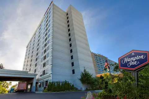 Hotel Hampton Inn JFK in New York — foto 9