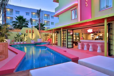 Tropicana Ibiza Suites in Sant Jordi de ses Salines — foto 22