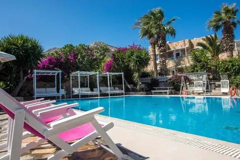 Irini Hotel in Λιβάδια — foto 3