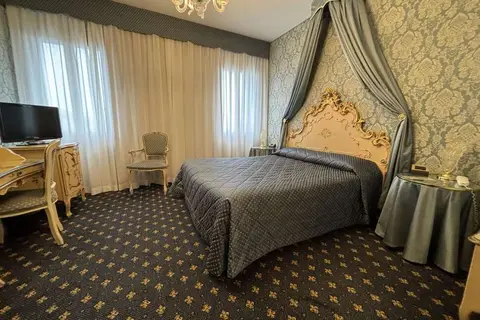 Hotel Rialto in Venetië, foto 2
