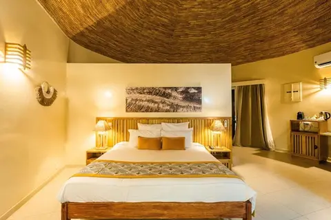 Royam Hotel in Saly — foto 9