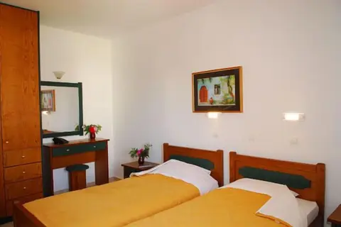 Apollo City Hotel in Δημοτική Ενότητα Μαλίων — foto 18