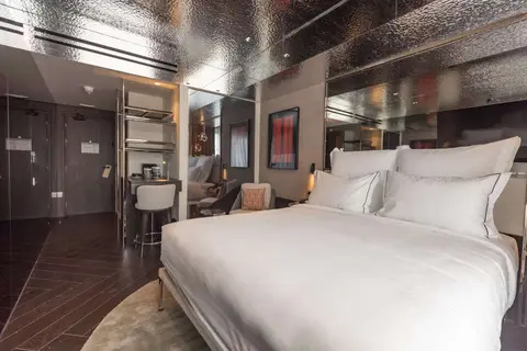 Adia Aluma Athens Curio Collection by Hilton in Athene — foto 3
