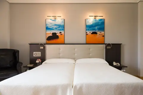 Chateau La Roca in Santander — foto 11