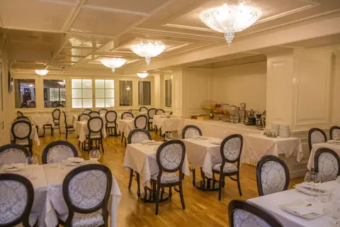 Hotel Opera in Tirana — foto 5