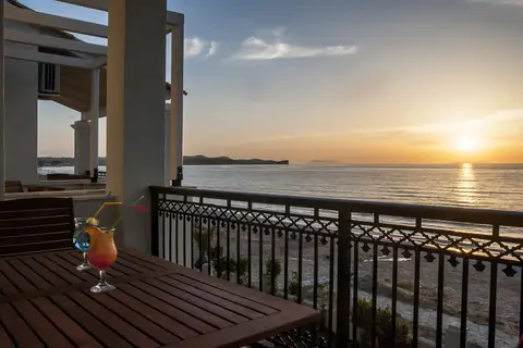Cressida Seaside Apartments in Αχαράβη — foto 12