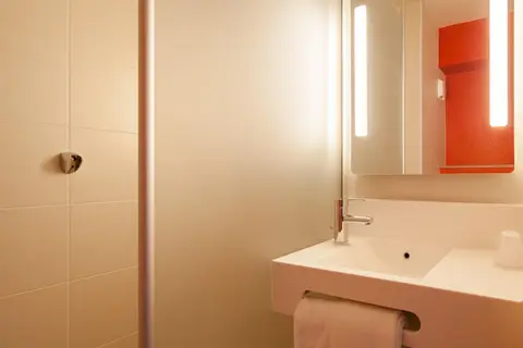 B&B HOTEL Paris Italie Porte de Choisy in Ivry-Sur-Seine — foto 24