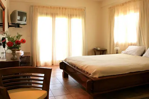 Paradisos Hills Hotel in Lysos — foto 9