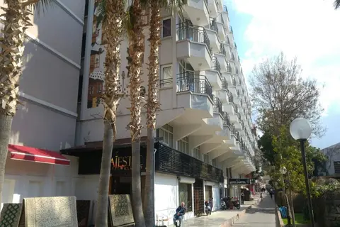 Surtel in Kusadasi