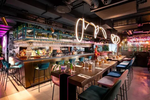 YOTEL Manchester Deansgate in Manchester — foto 4
