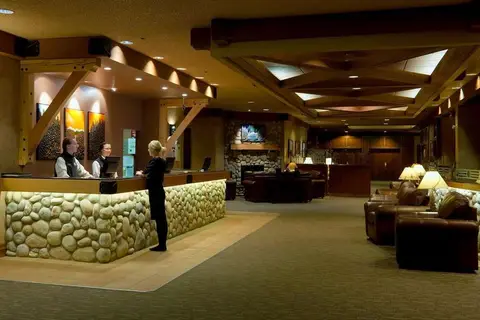 Elk & Avenue Hotel in Banff — foto 15