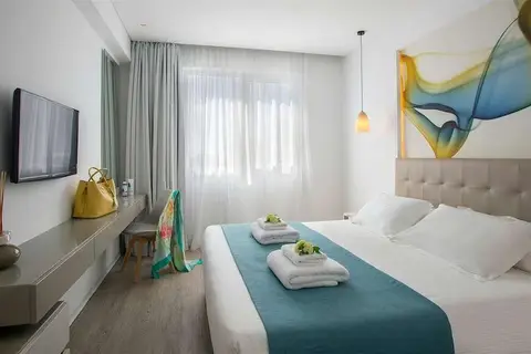 Anemi Hotel & Suites in Paphos — foto 3