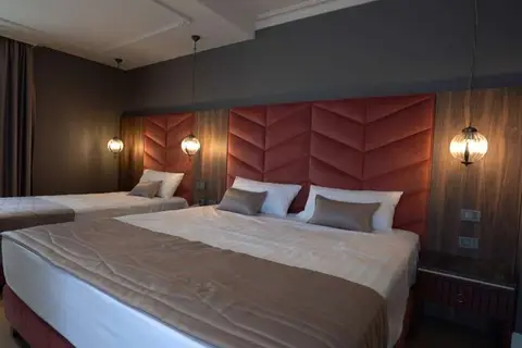 Premium Sunrise Hotel Golem in Golem — foto 2