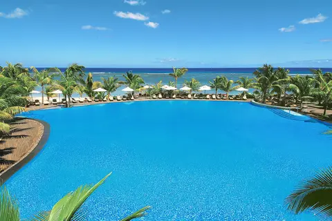 Victoria Beachcomber Resort & Spa in Pointe Aux Biches — foto 13