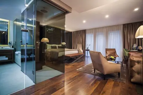 Saint Ten Hotel in Belgrado — foto 7