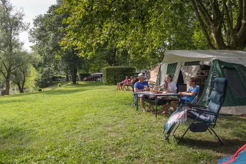 Camping Aux Rives Du Soleil foto 7