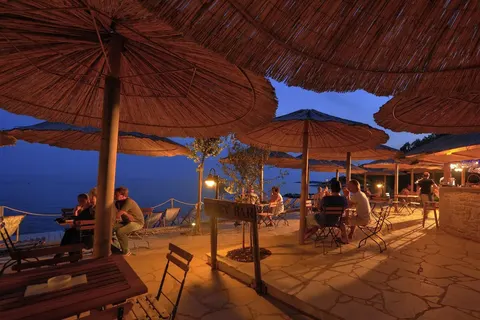 Camping Bijela Uvala in Funtana — foto 4