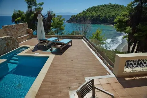 Alonissos Beach Bungalows & Suites Hotel in Βότση — foto 3