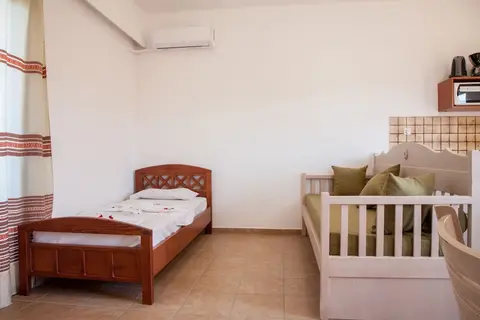 Ekavi Apartments in Agia Marina — foto 30