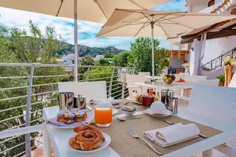Hotel Punta Est in Baja Sardinia, foto 26