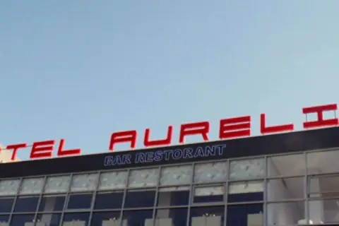Aurelis Hotel in Tirana — foto 17