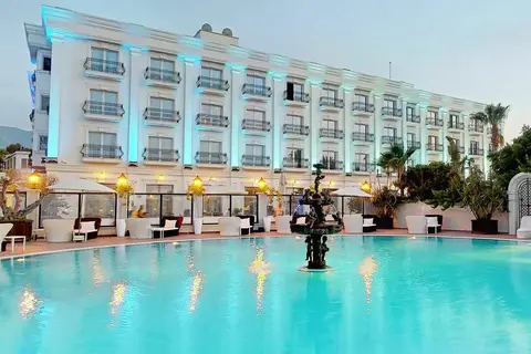 Rocks Hotel & Casino in Girne — foto 2