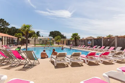 Camping Le Chaponnet in Brem-sur-Mer — foto 2