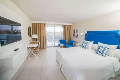 Hotel Boutique Tao Caleta Mar in Corralejo — foto 3