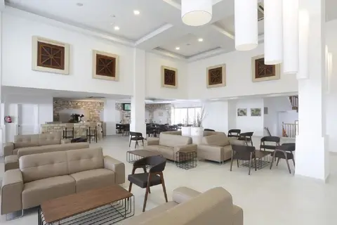 Kapetanios Aqua Resort in Peyia — foto 4