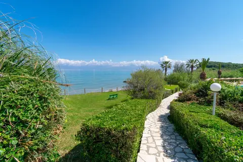 Ibiscus Corfu Hotel in Roda — foto 9